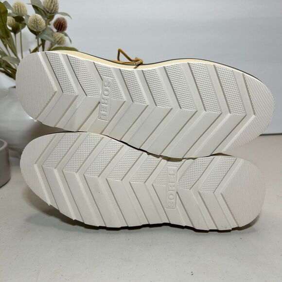 Sorel Hi-Line Lace Waterproof Suede Boots Geo Yellow NL4879-712 Women's 6 NWOB - Picture 9 of 10